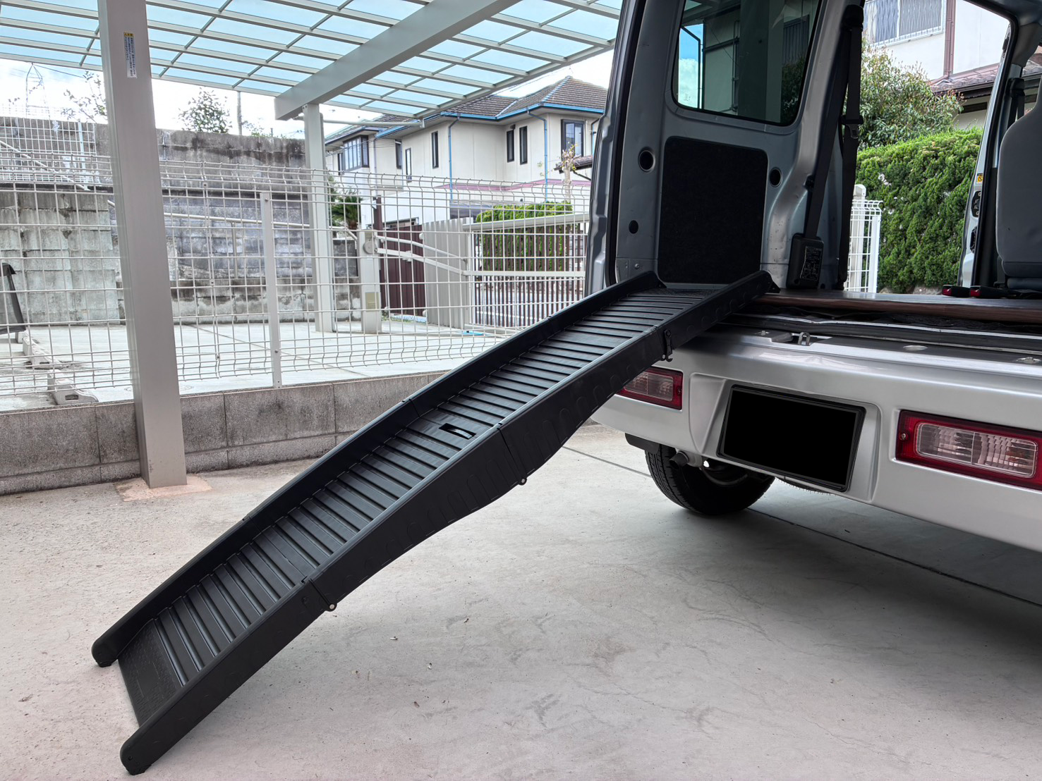 専用スロープ（設置イメージ）